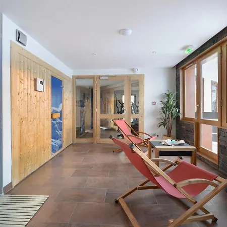 Apartment Montchavin Les Coches, 2 Pieces, 5 Personnes - Fr-1-181-1165 La Plagne