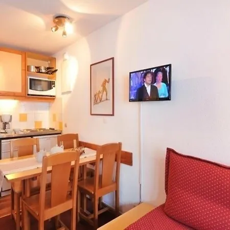 Apartment Montchavin Les Coches, 2 Pieces, 5 Personnes - Fr-1-181-1165 *